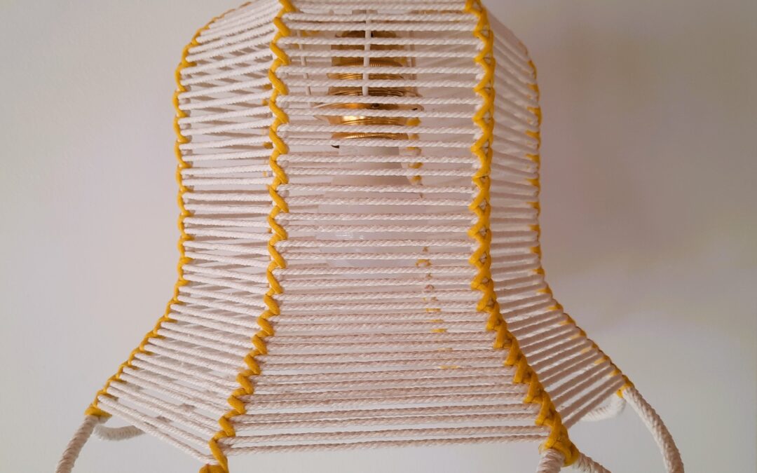Suspension en fil coton